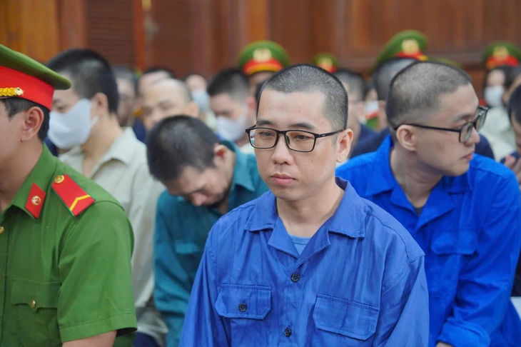 Xét xử đường dây tổ chức đánh bạc bằng tiền ảo thu lợi 'khủng' rồi chuyển ra nước ngoài - Ảnh 1.
