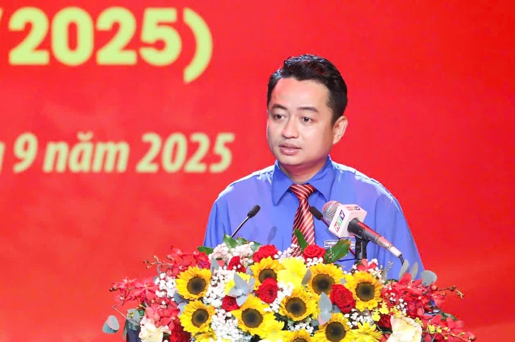 Phát huy truyền thống Nam Bộ kháng chiến, quyết tâm xây dựng TP.HCM văn minh, hiện đại, nghĩa tình - Ảnh 4.