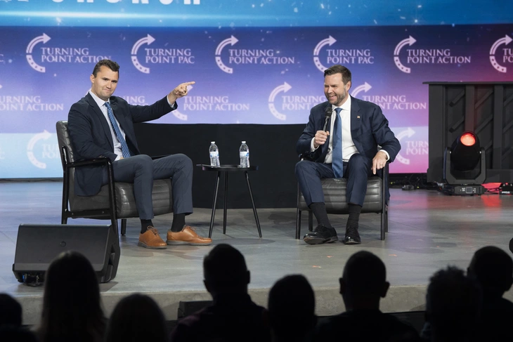 Mất Charlie Kirk, Đảng Cộng hòa nhờ ai thu hút cử tri trẻ? - Ảnh 1.