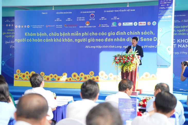 Long Châu đồng hành khám, cấp phát thuốc miễn phí cho các hoàn cảnh khó khăn tỉnh Vĩnh Long - Ảnh 3.