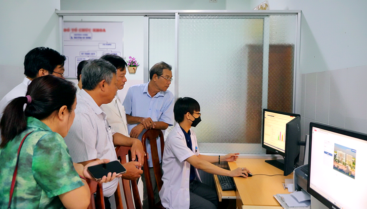 Vĩnh Long hoàn thành triển khai bệnh án điện tử - Ảnh 1.