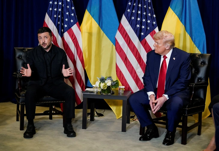Ông Trump nói Ukraine có thể giành lại lãnh thổ bị chiếm, ví Nga như hổ giấy - Ảnh 3.