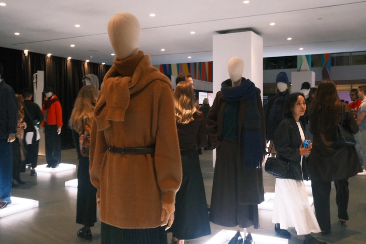 Uniqlo và 'Lifewear': Bài học cho ngành dệt may Việt Nam - Ảnh 1.