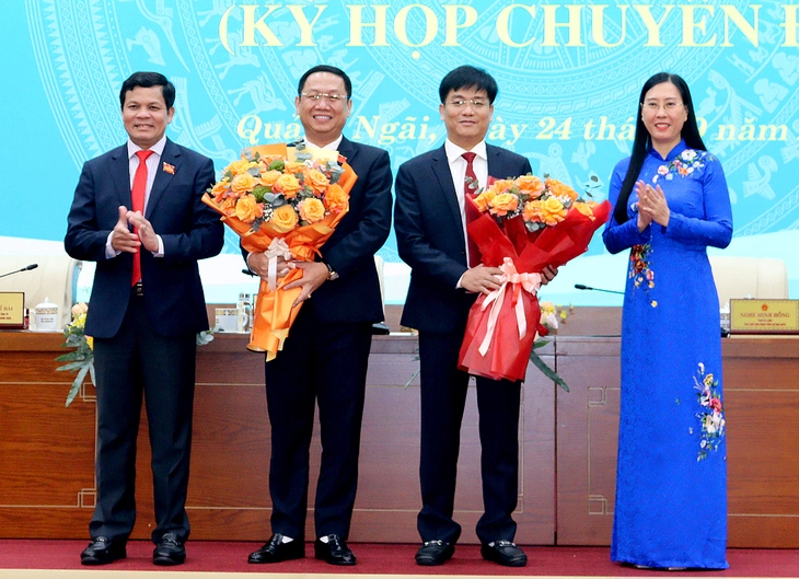 Ông Nguyễn Công Hoàng và ông Đỗ Tâm Hiển làm Phó chủ tịch UBND tỉnh Quảng Ngãi - Ảnh 1.