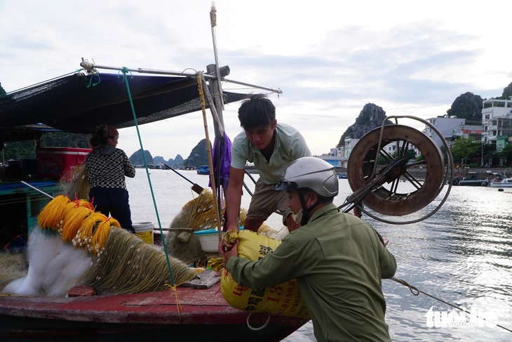 Đặc khu Vân Đồn tất bật trước bão Ragasa, lực lượng cứu hộ đã sẵn sàng - Ảnh 9.