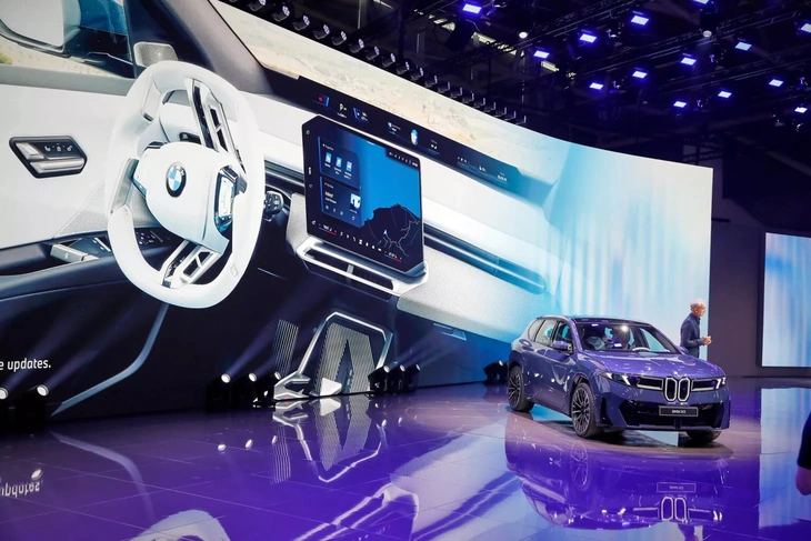 Sếp BMW: 'Không hãng nào vượt được chúng tôi về tốc độ ra xe mới, kể cả Trung Quốc' - Ảnh 1.