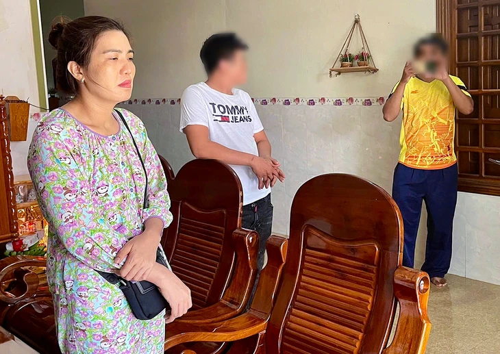 Tạm giữ 1 'má mì' điều hành mại dâm - Ảnh 1.