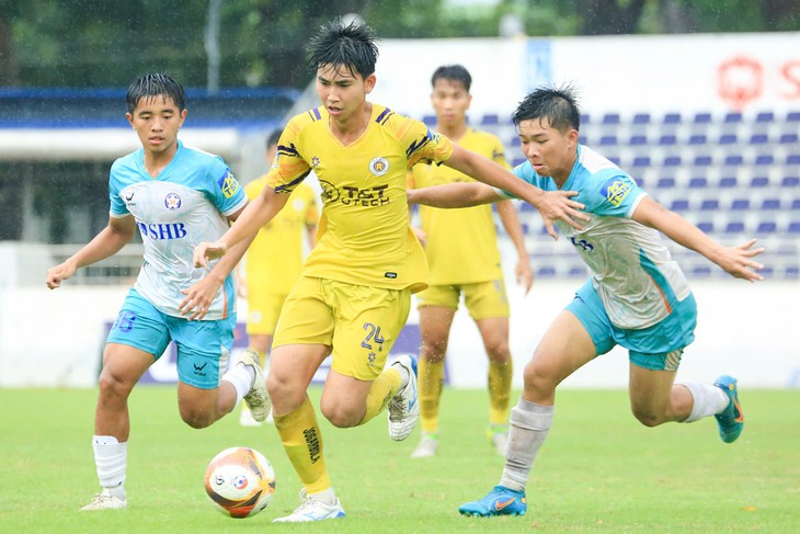 Chung kết U17 quốc gia: Nam Định và Hà Nội 'đại chiến' - Ảnh 3.