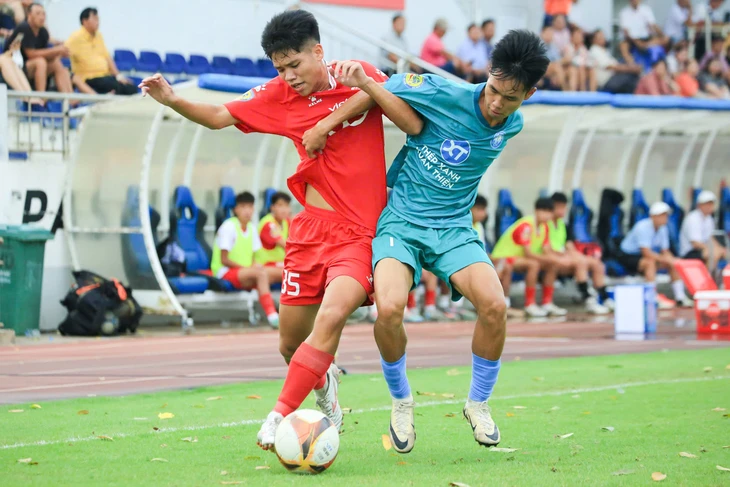 Chung kết U17 quốc gia: Nam Định và Hà Nội 'đại chiến'  - Ảnh 1.