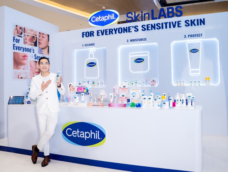 Cetaphil SA Cleanser - Giải pháp cho da dầu, mụn, nhạy cảm - Ảnh 2.