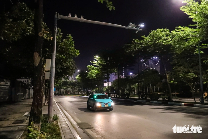 2 camera AI phát hiện 1.798 vi phạm trong nửa ngày: Sẽ lắp thêm hàng ngàn camera trên cả nước - Ảnh 3.