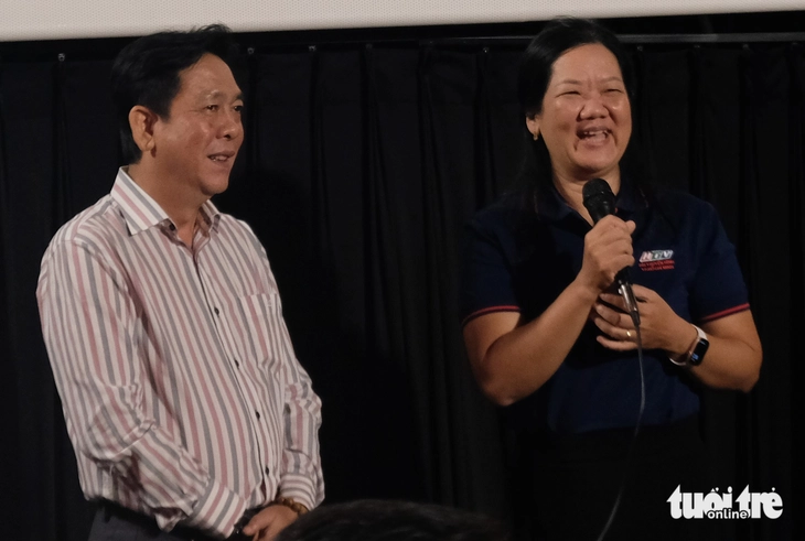 Võ Minh Lâm, Ngọc Đợi, Thu Vân xúc động khi xem phim về Chuông vàng vọng cổ - Ảnh 3.