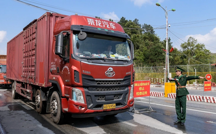 Ông Hoàng Văn Nghiệm tái đắc cử bí thư Tỉnh ủy Lạng Sơn nhiệm kỳ 2025 - 2030 - Ảnh 3.