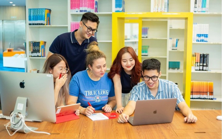 Dự kiến cấp học bổng cho người nước ngoài học tại Việt Nam - Ảnh 2.