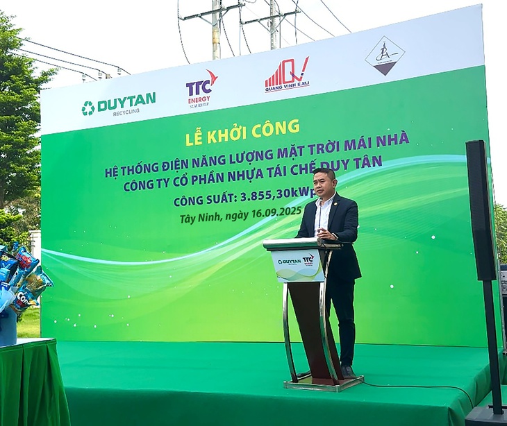 Điện mặt trời mái nhà tại DUYTAN Recycling - Bước tiến xanh hóa sản xuất - Ảnh 2.