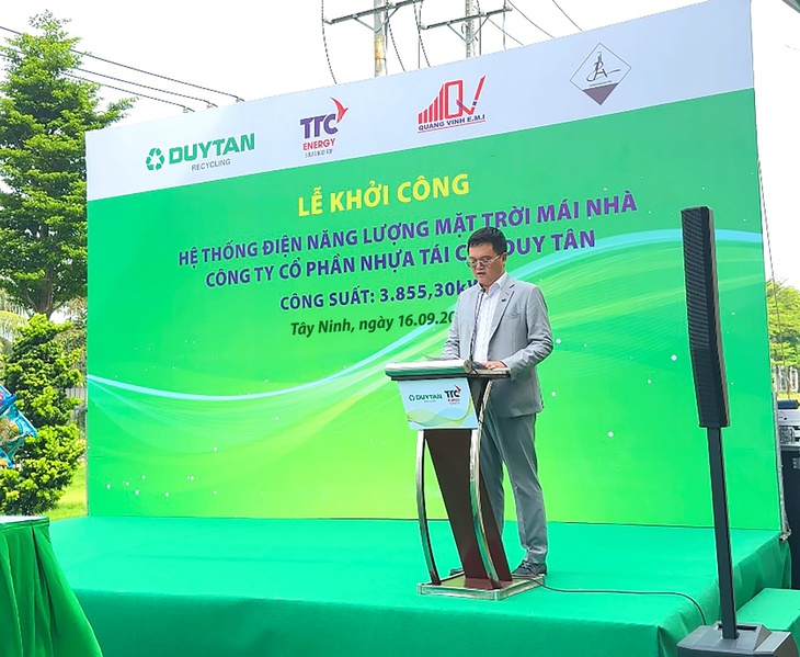 Điện mặt trời mái nhà tại DUYTAN Recycling - Bước tiến xanh hóa sản xuất - Ảnh 3.