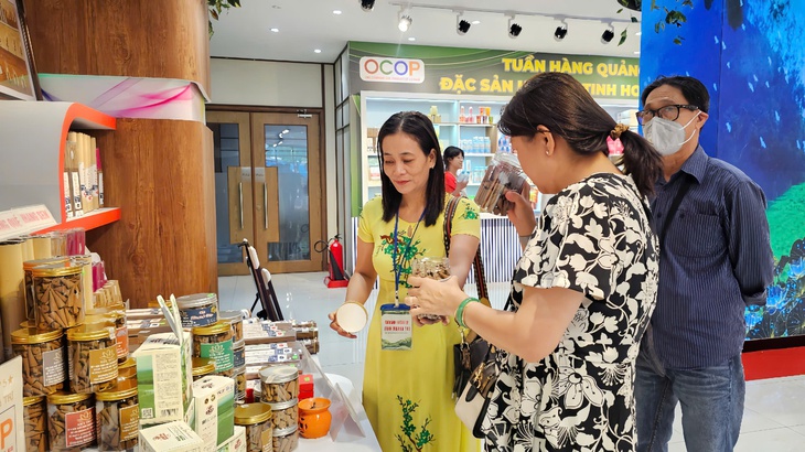Đặc sản Quảng Trị vào TP.HCM tìm thị trường phân phối - Ảnh 1.