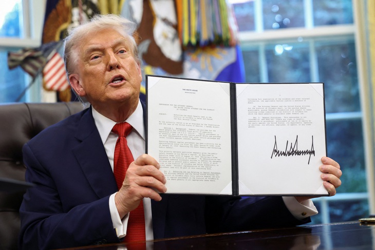 Ông Trump ký văn bản khôi phục án tử hình ở thủ đô Washington - Ảnh 1.