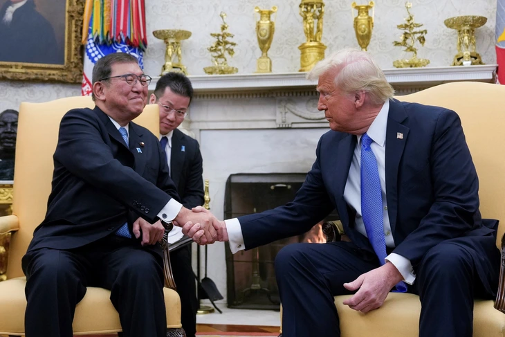 Ông Trump yêu cầu Hàn Quốc chi 350 tỉ USD tiền đầu tư ở Mỹ ngay lập tức - Ảnh 2.