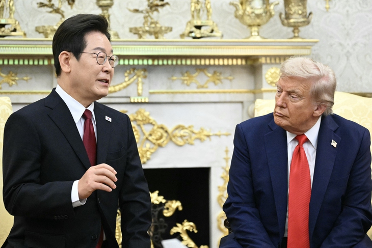 Ông Trump yêu cầu Hàn Quốc chi 350 tỉ USD tiền đầu tư ở Mỹ ngay lập tức - Ảnh 1.