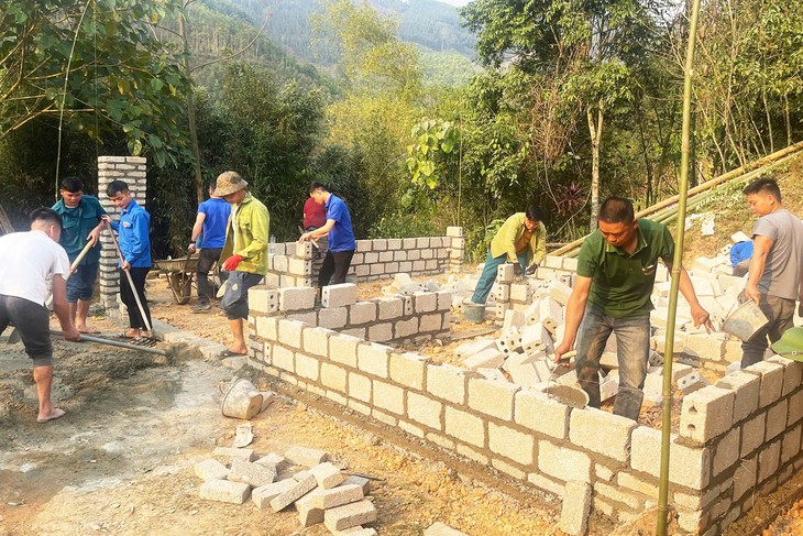 Xóa nhà tạm, nhà dột nát - một hành trình nhân văn - Ảnh 1.