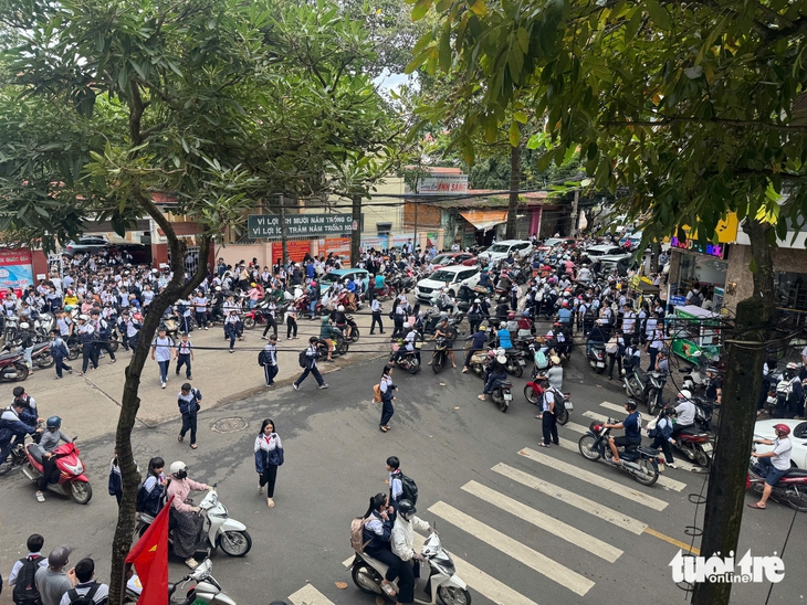 Liên tiếp học sinh gặp tai nạn giao thông ở Đắk Lắk, 39 em tử vong trong 9 tháng  - Ảnh 5.