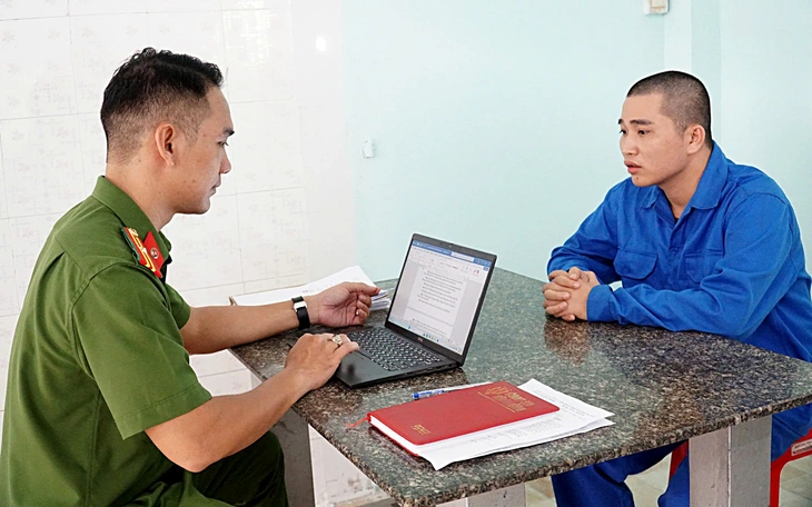 Công an TP.HCM bắt TikToker đăng clip xúc phạm người miền Nam - Ảnh 1.