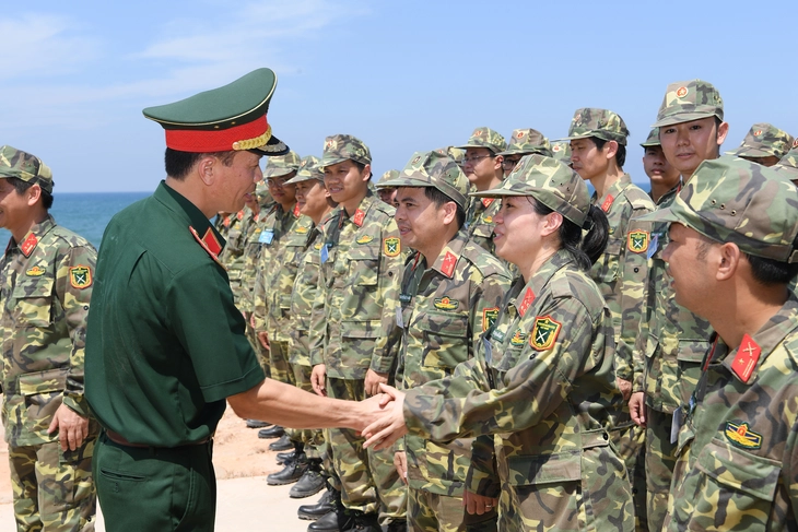 Kỹ sư Viettel: Việt Nam hoàn toàn có thể bắt kịp thế giới về công nghiệp quốc phòng - Ảnh 2.