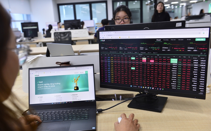 Cổ phiếu Vingroup lại 'gồng' điểm số, VN-Index tăng nhưng nhiều nhà đầu tư buồn - Ảnh 3.