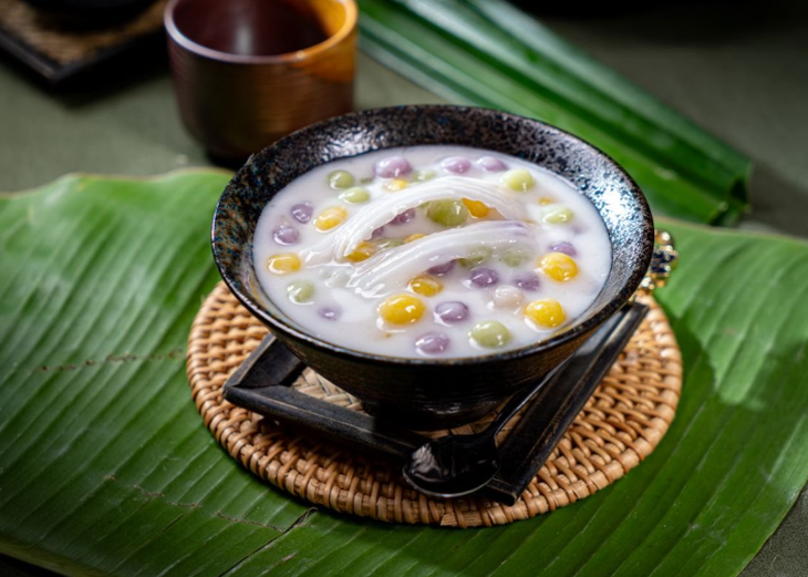 Bualoi là tên món chè ngọt ngào của Thái Lan, thành tên cơn bão mạnh dữ dội - Ảnh 3.
