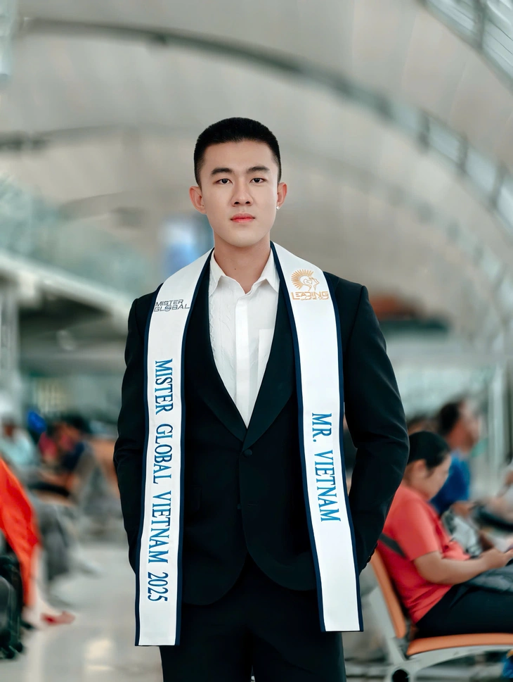 Vừa thất bại ở Nam vương Quốc tế, Đoàn Công Vinh thi tiếp Nam vương Toàn cầu 2025 - Ảnh 2.