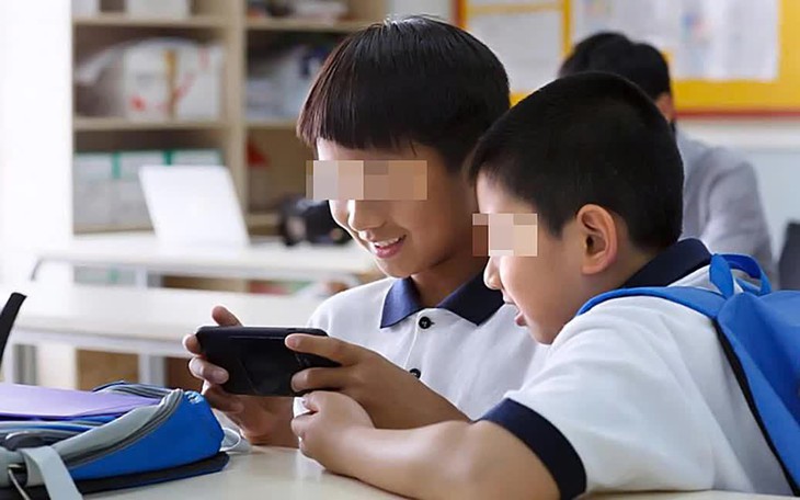 Giờ ra chơi không điện thoại: Bảo vệ sức khỏe tinh thần cho học sinh - Ảnh 3.