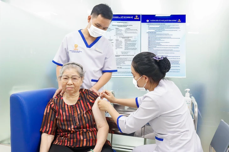 Việt Nam đã có vắc xin phòng viêm phổi do vi rút hợp bào hô hấp RSV - Ảnh 4.