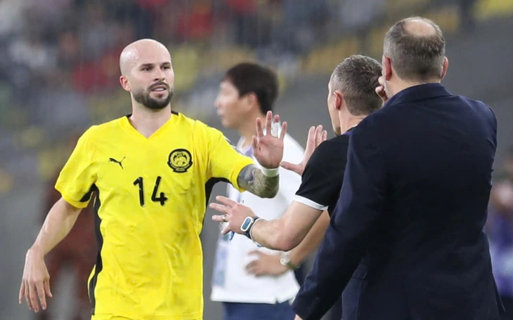 Cầu thủ Malaysia bị CLB chủ quản đình chỉ sau án phạt của FIFA - Ảnh 3.