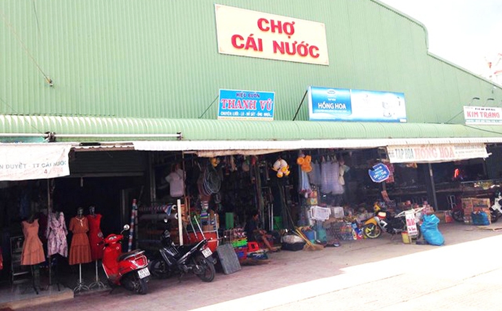 Cựu chủ tịch thị trấn chết trong tư thế treo cổ tại nhà riêng - Ảnh 1.
