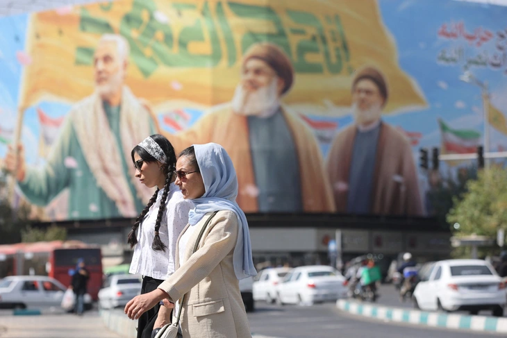 Trừng phạt Iran có hiệu lực, Mỹ kêu gọi các nước hưởng ứng - Ảnh 1.