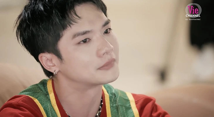 Chuyện gì đang xảy ra khi cả dàn Anh trai say hi viral vì khóc? - Ảnh 3.