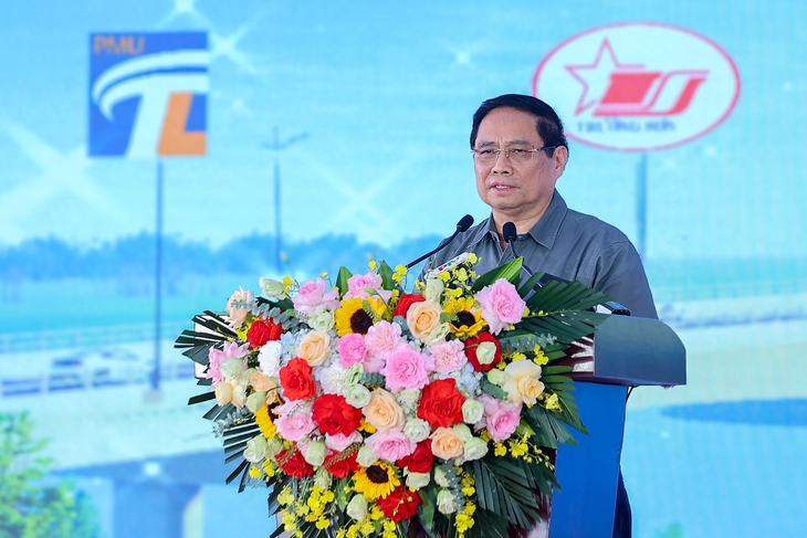 Khánh thành cầu Phong Châu mới sớm 3 tháng, tiết kiệm 196 tỉ đồng - Ảnh 3.