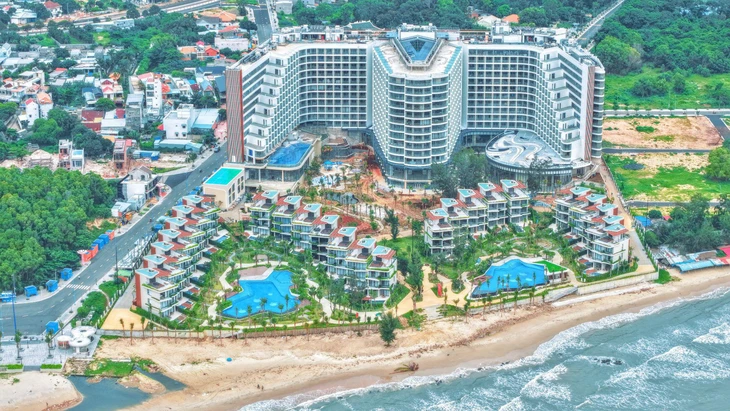 Resort biển sắp vận hành hấp dẫn dòng tiền đầu tư - Ảnh 3.