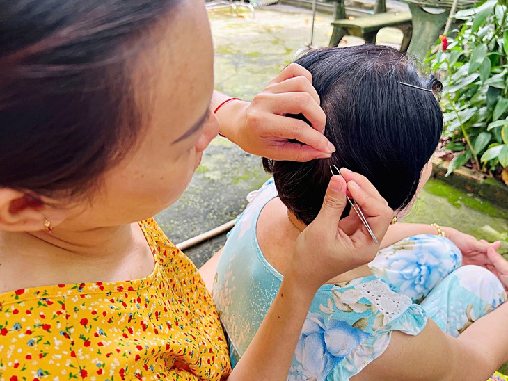 Khi con một gánh vác mọi bề - Ảnh 1.