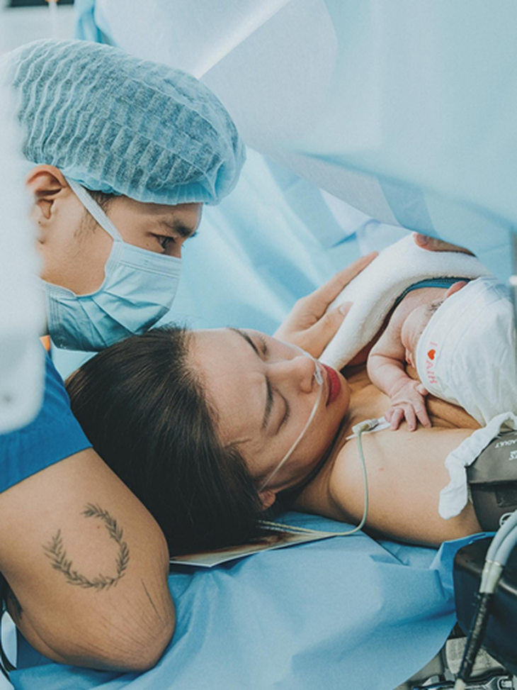 Bệnh viện AIH đạt 'Bệnh viện thực hành nuôi con bằng sữa mẹ xuất sắc' - Ảnh 2.