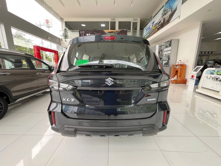 Tin tức giá xe: Suzuki XL7 Black Edition giảm 70 triệu tại đại lý, giá thực tế chưa đến 530 triệu - Ảnh 4.