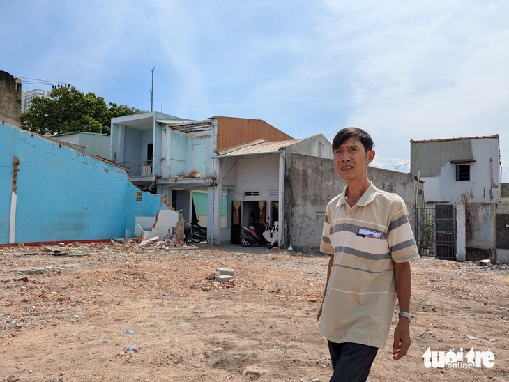 Vụ dân không chịu giải tỏa mở rộng cảng Quy Nhơn: Yêu cầu bàn giao mặt bằng trước ngày 10-10- Ảnh 1.
