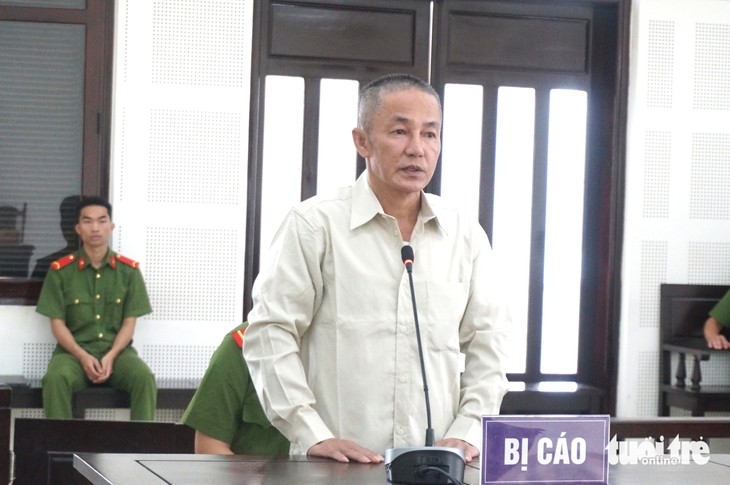 Chủ tịch Công ty Pha Lê thuê giang hồ chém cổ đông, thâu tóm mỏ cát  - Ảnh 1.