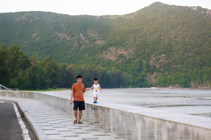 Ngắm Côn Đảo đang làm lưới điện thông minh, hạ tầng xanh sẵn sàng khởi sắc - Ảnh 5.