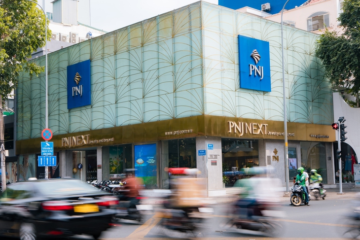 PNJ vào top 50 công ty kinh doanh hiệu quả nhất Việt Nam - Ảnh 4.