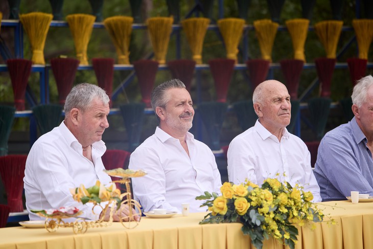 Các huyền thoại golf ấn tượng trước văn hóa đặc sắc khi dự Vietnam Legends Championship - Ảnh 2.