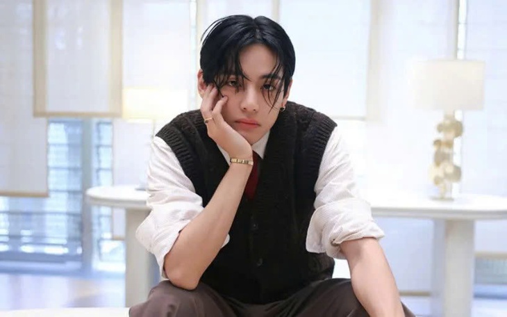 Truyền thông Anh bình chọn V BTS là 'Người đàn ông đẹp trai nhất thế giới' 3 năm liên tiếp - Ảnh 2.