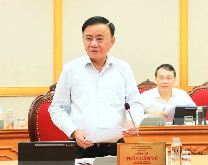 Bộ Chính trị cho ý kiến phương hướng nhân sự trình đại hội  đảng bộ 3 tỉnh - Ảnh 1.