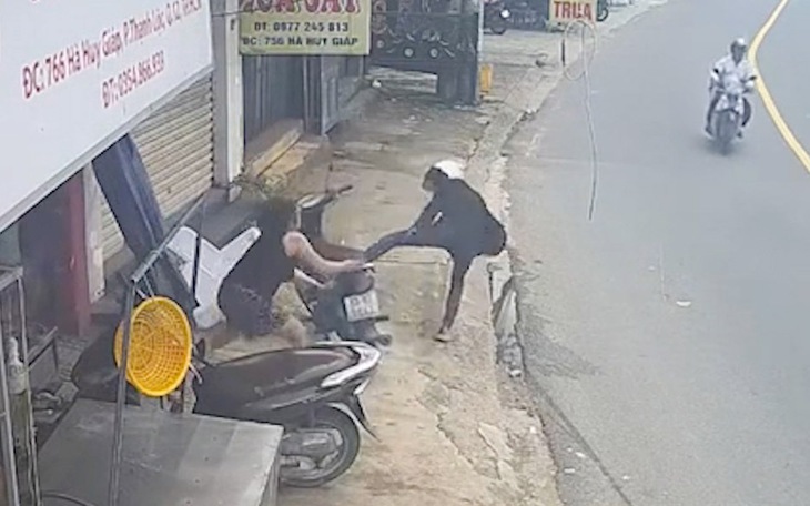 Thử tài IQ: Di chuyển một que diêm để 17+7=10 thành phép tính đúng - Ảnh 11.